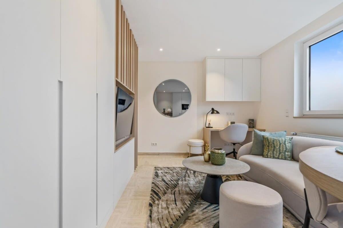 Modern Studio With King Bed, Walk To Attractions Luxemburg Exteriör bild
